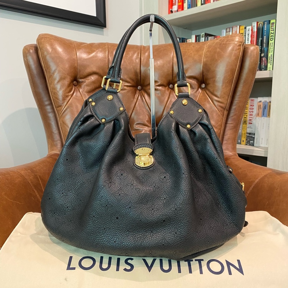 *SOLD* Louis Vuitton Mahina Leather
